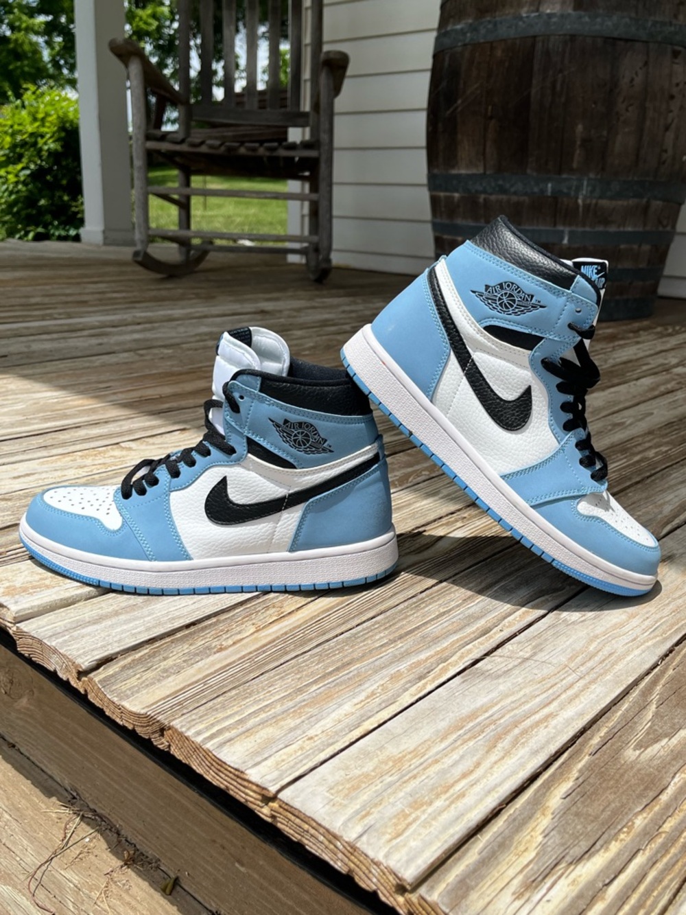 Air Jordan 1 Retro High OG ‘University Blue’  -  Men’s 7.5/Women’s 9